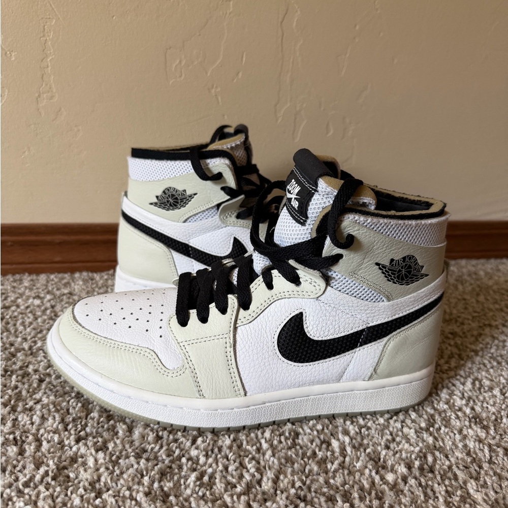 Nike White and Black Athletic Shoes